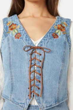 Cami Emb Vest