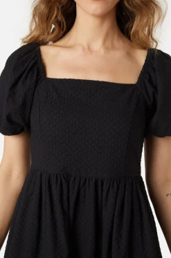 Saskia Dress